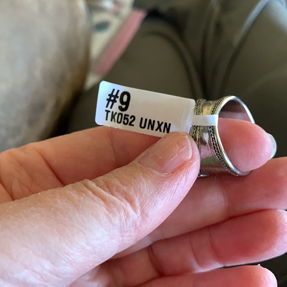 Stainless Steel Decorative Edge Wide Band ring size 9 - Picture 5 of 10